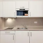 Real Living By Refa - New Town 216 Apartment *