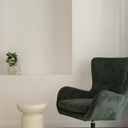 Real Living By Refa - New Town 216 * Praga