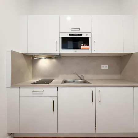Daire Real Living By Refa - New Town 216 *