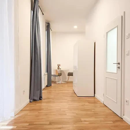 Real Living By Refa - New Town 216 Daire *