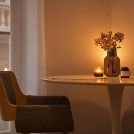 Real Living By Refa - New Town 216 * Praga