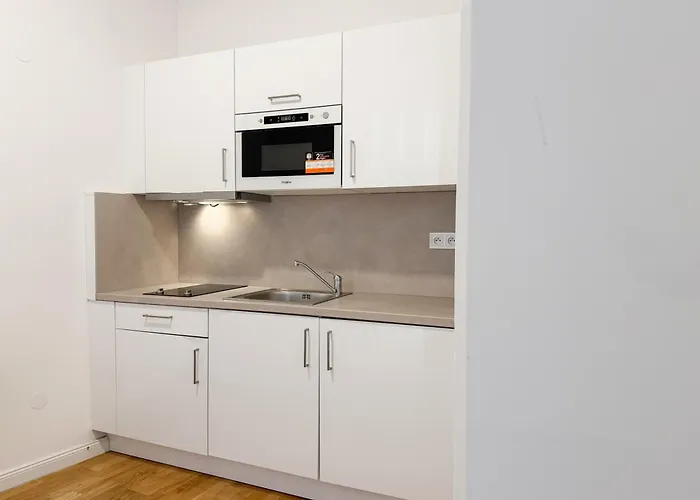 Real Living By Refa - New Town 216 Daire Prag