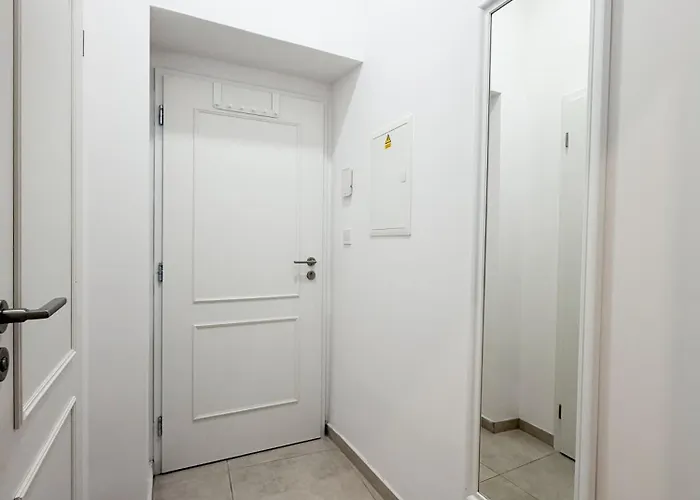 Daire Real Living By Refa - New Town 216 *